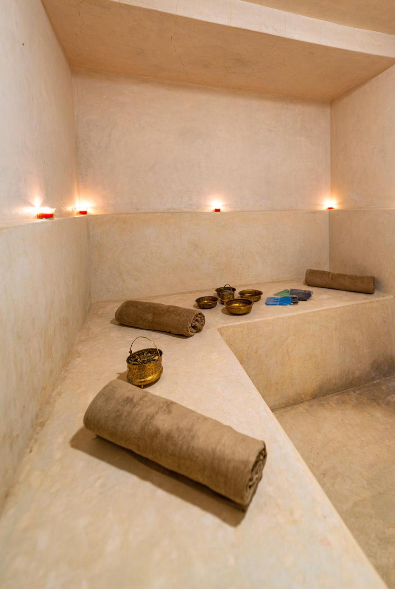 Cologne & Riad Marrakesh