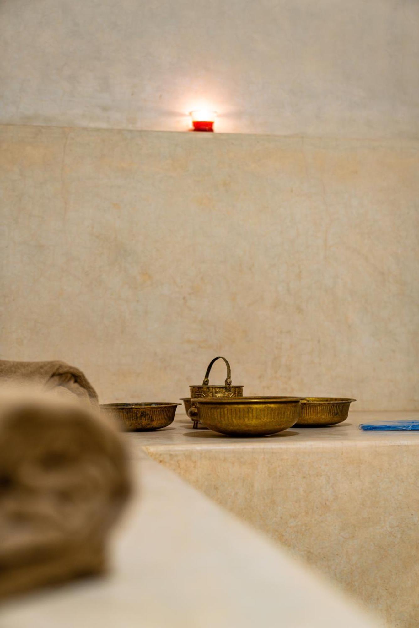 Cologne & Riad Marrakesh
