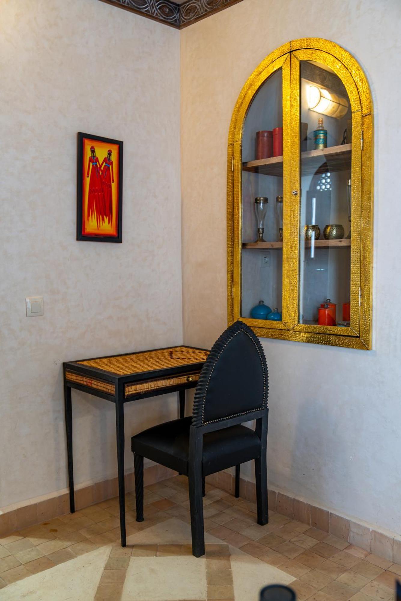 Cologne & Riad